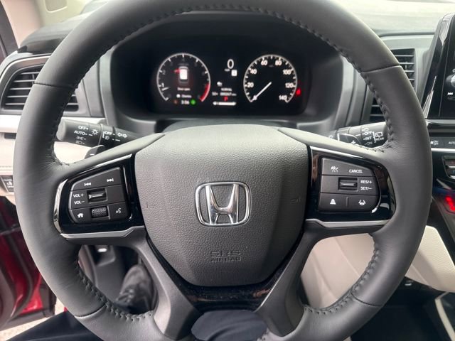 Certified 2026 Honda Odyssey Touring image 11