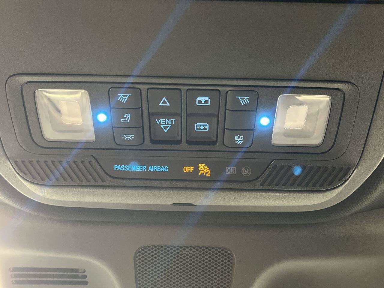 Used 2025 Ford Expedition Tremor AWD/4WD image 33