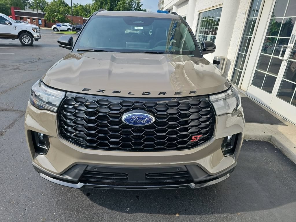 New 2026 Ford Explorer ST w/ Sun And Sound Package AWD/4WD image 3
