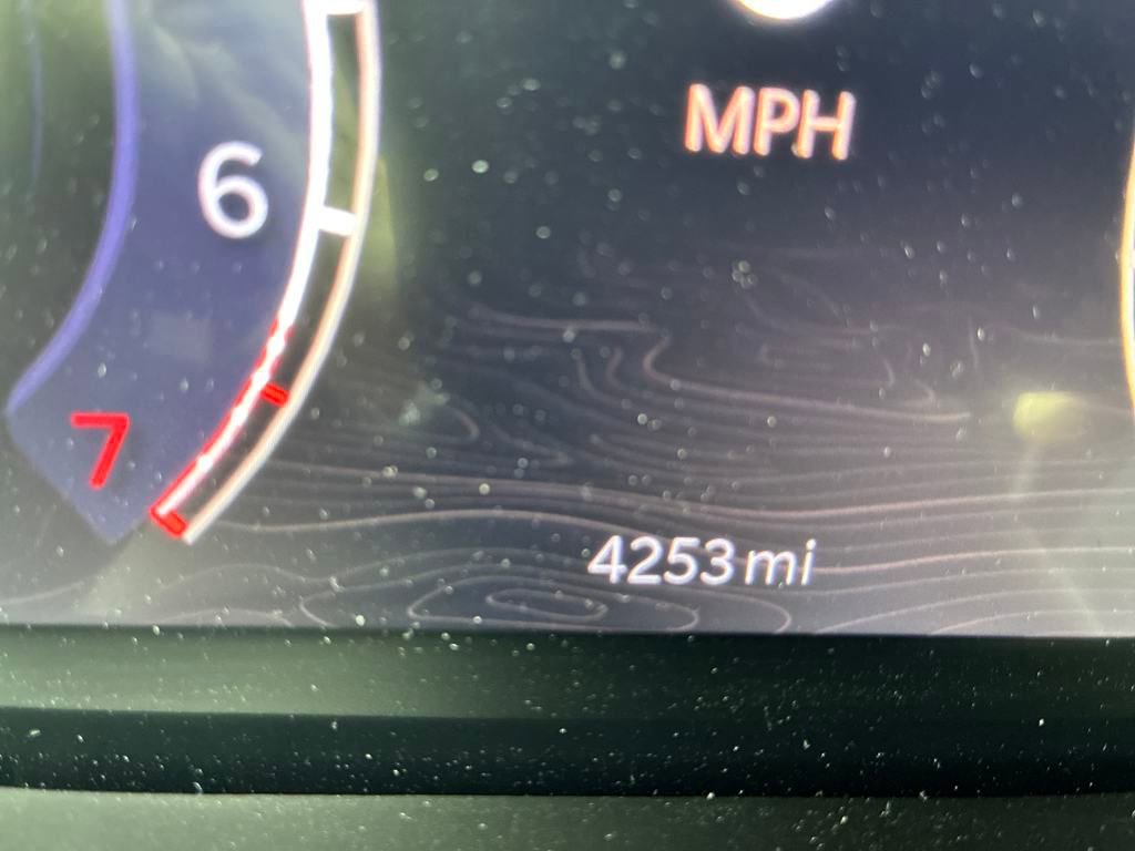 New 2025 Jeep Grand Cherokee Overland w/ Luxury Tech Group IV AWD/4WD image 17