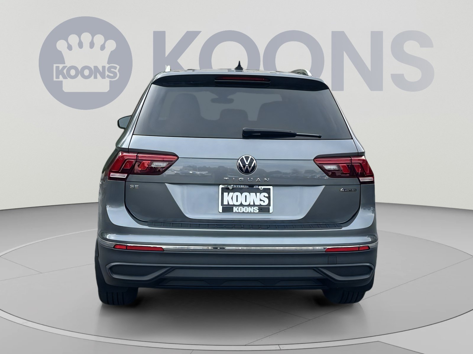 Used 2023 Volkswagen Tiguan SE w/ Panoramic Sunroof Package AWD/4WD image 10