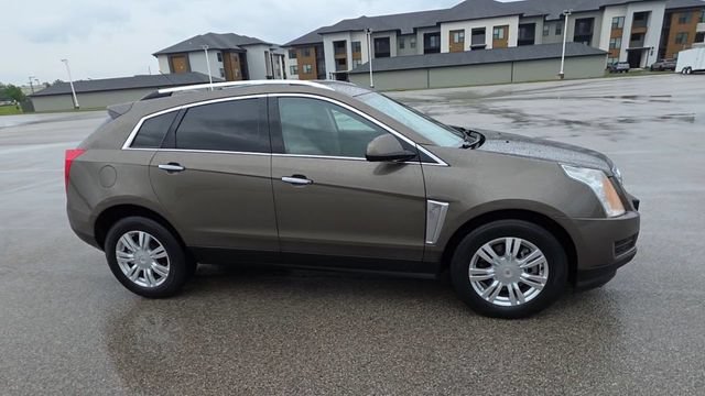 Used 2015 Cadillac SRX Luxury AWD/4WD image 2