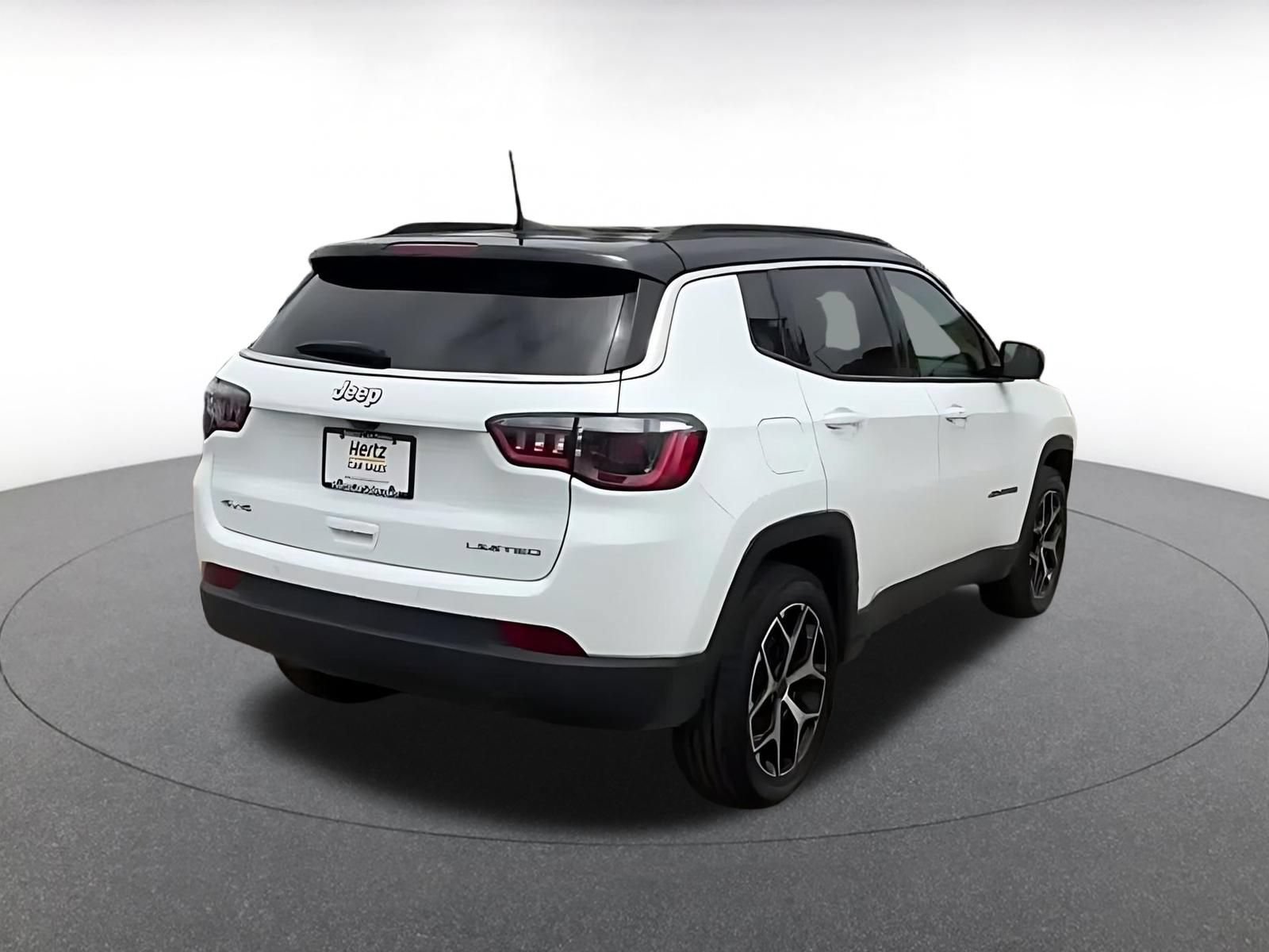 Used 2025 Jeep Compass Limited AWD/4WD image 14