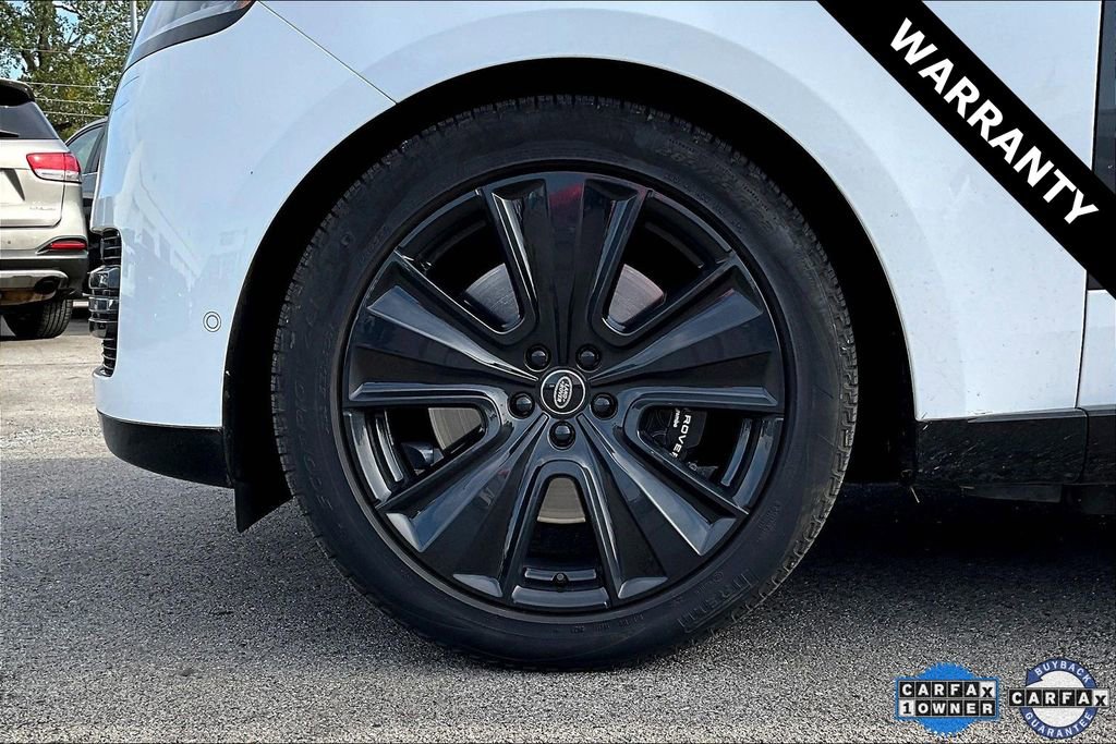 Used 2023 Land Rover Range Rover SE image 33