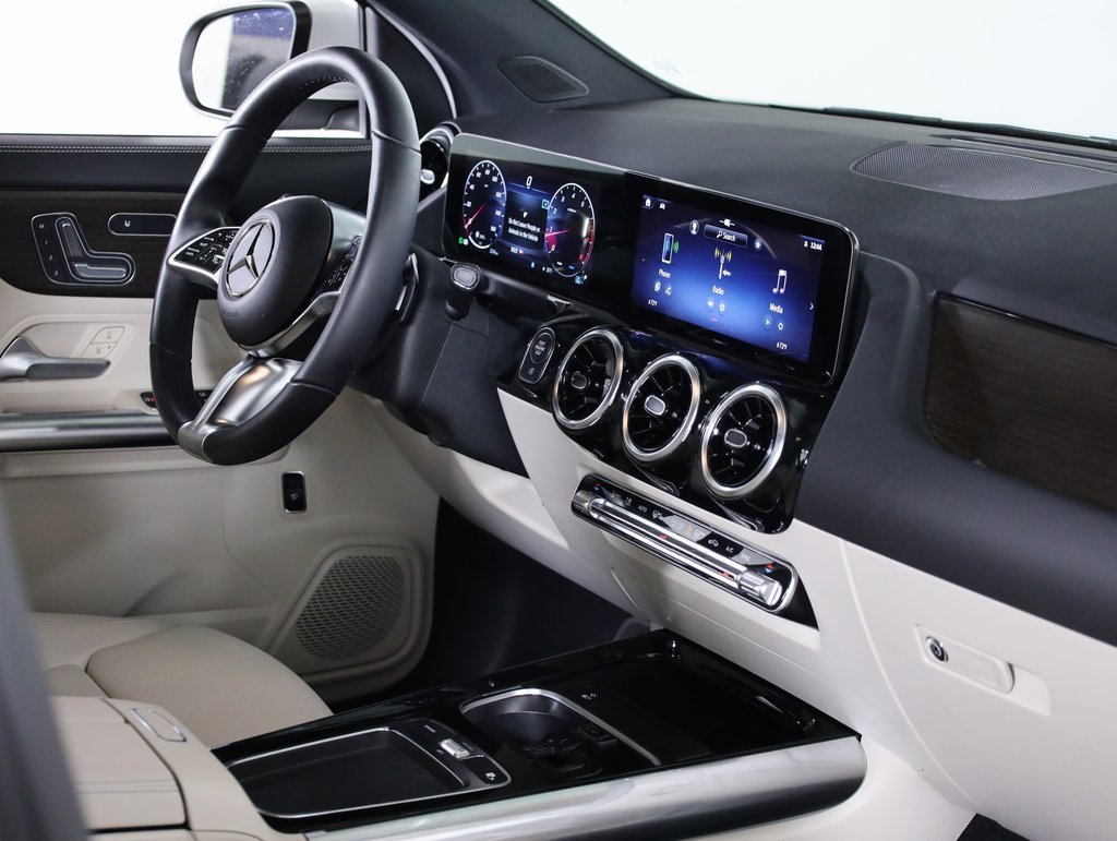 Certified 2026 Mercedes-Benz GLA 250 4MATIC image 57