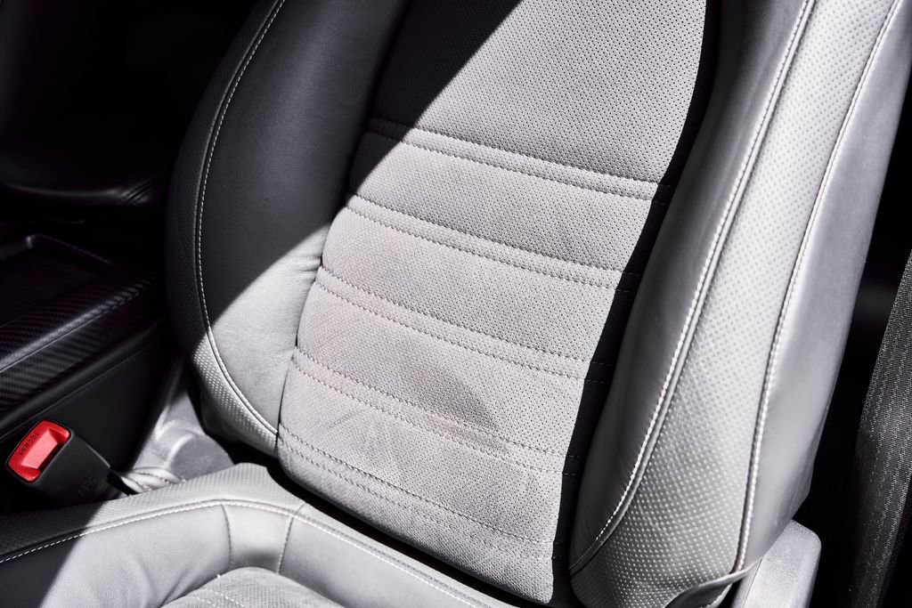 Used 2021 Nissan GT-R Premium image 49