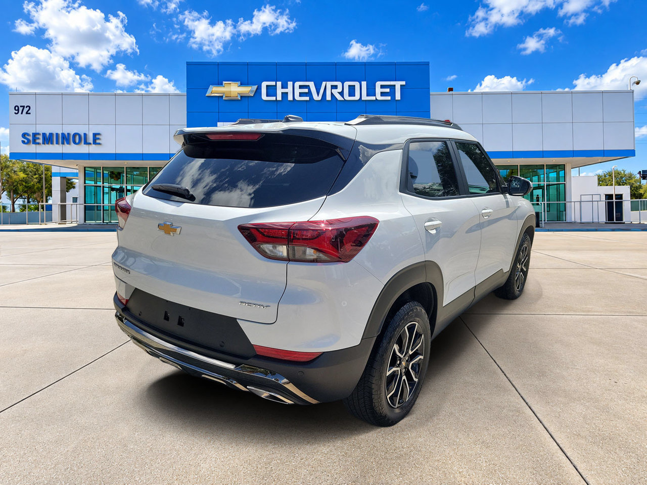 Certified 2023 Chevrolet TrailBlazer ACTIV w/ Convenience Package FWD image 3