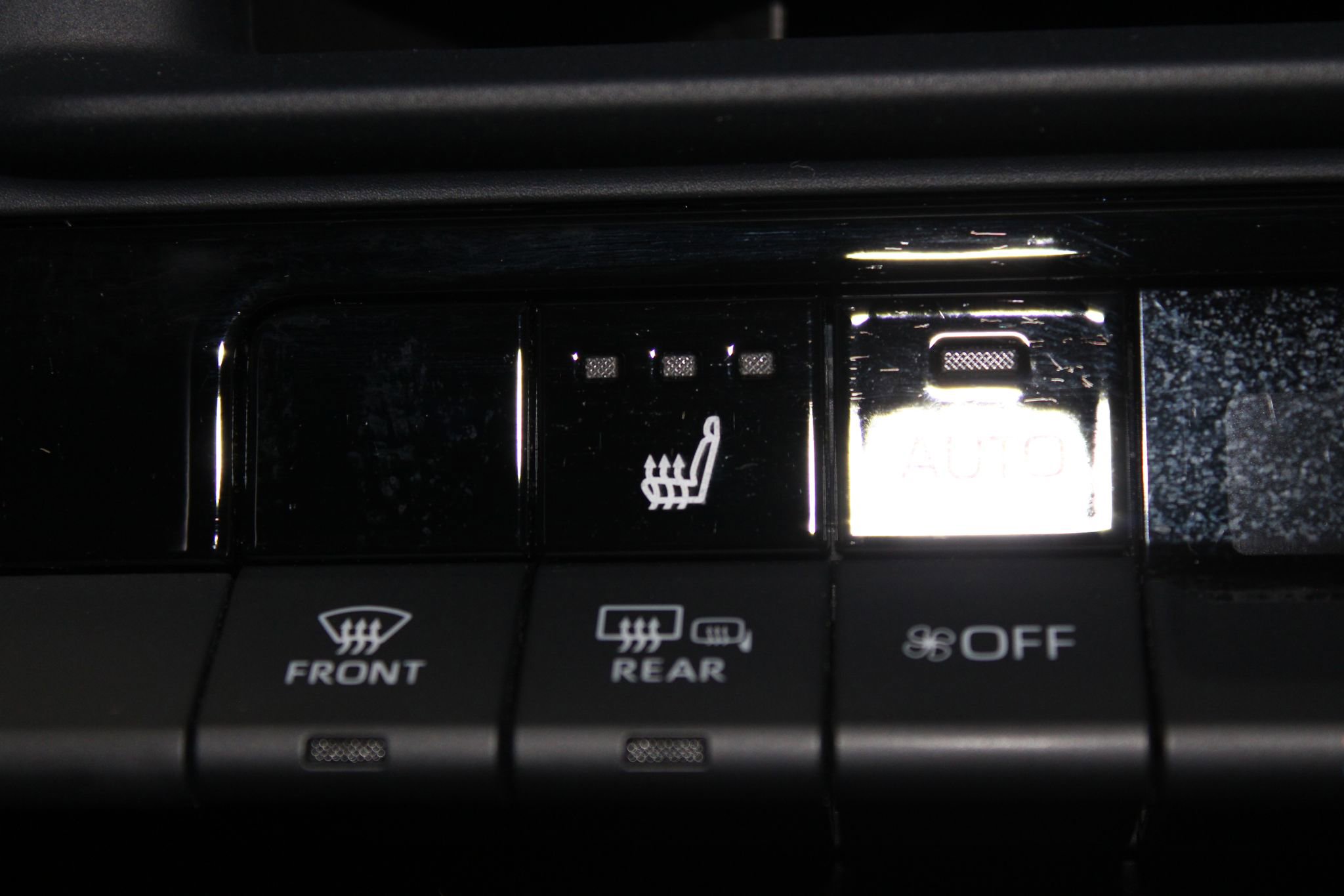 Used 2023 Toyota Crown AWD/4WD image 36