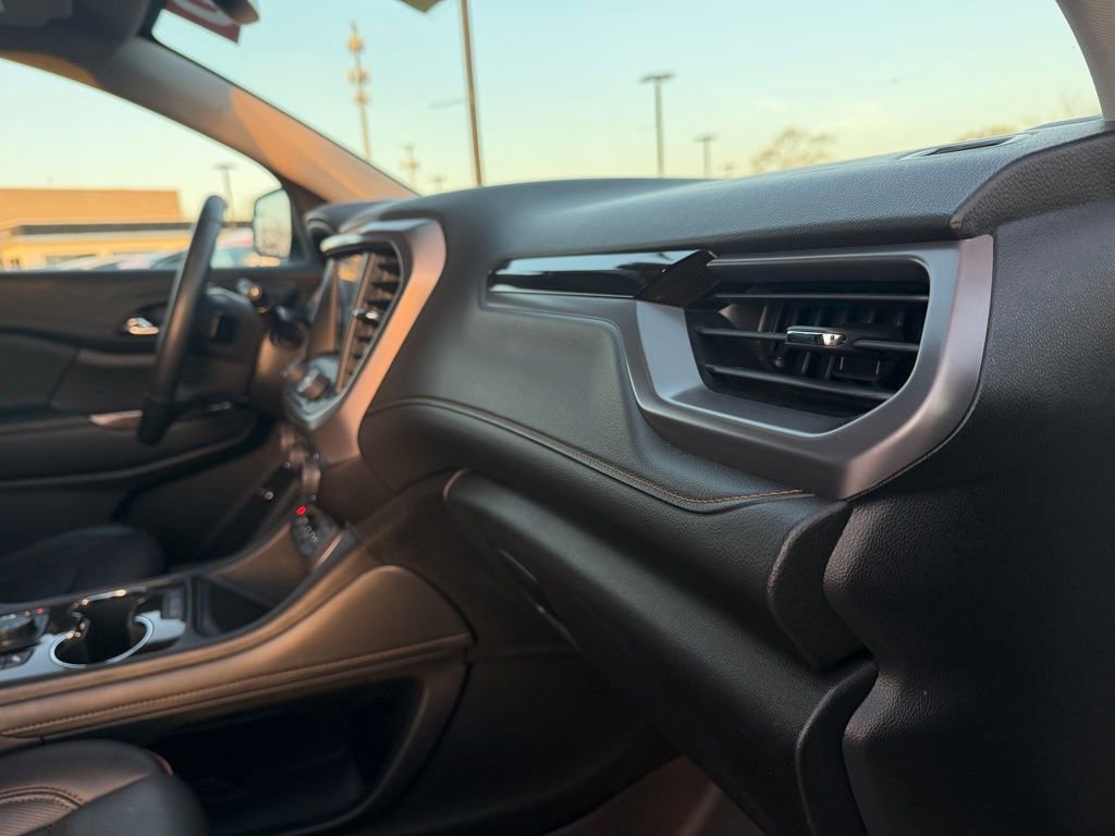 Used 2023 GMC Acadia AT4 w/ Technology Package image 34