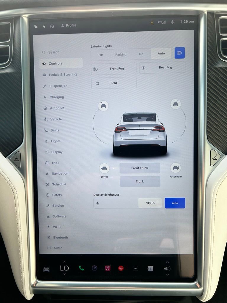 Used 2016 Tesla Model X 90D image 16