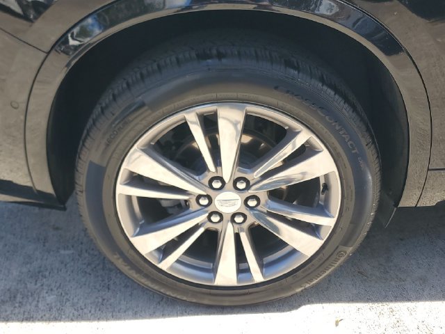 Certified 2022 Cadillac XT6 Premium Luxury w/ Technology Package FWD image 7