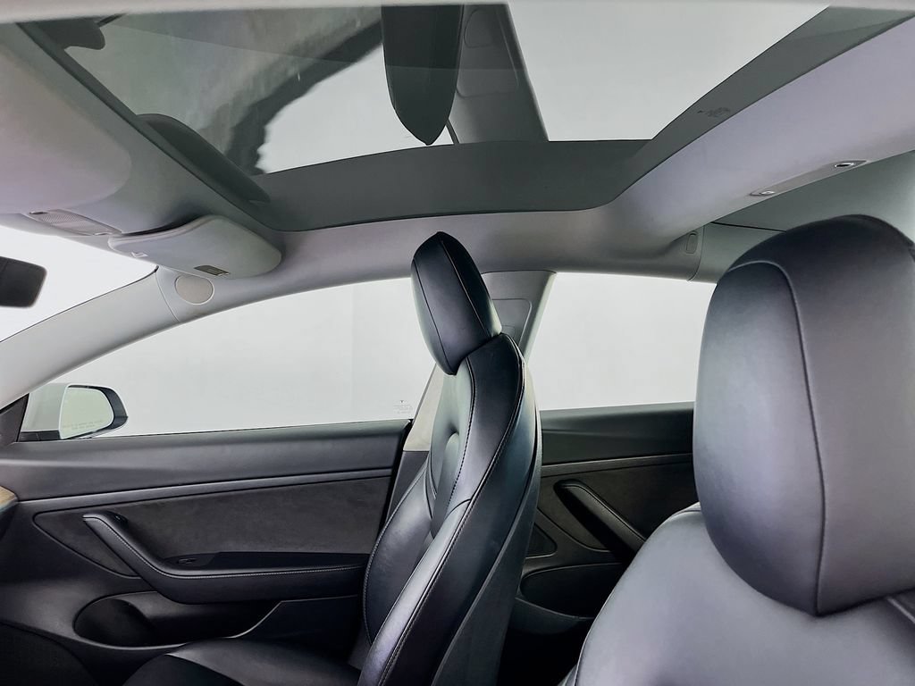 Used 2021 Tesla Model 3 Standard Range Plus RWD image 22