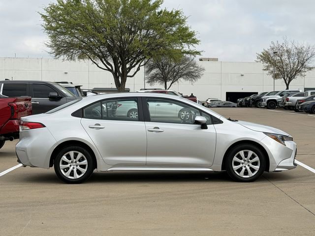 Certified 2024 Toyota Corolla LE image 3