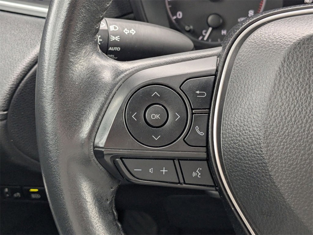 Used 2024 Toyota Corolla Cross LE image 18