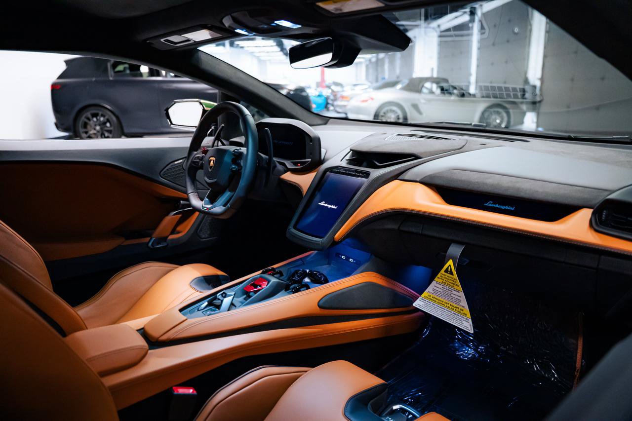 Used 2026 Lamborghini Temerario AWD/4WD image 34