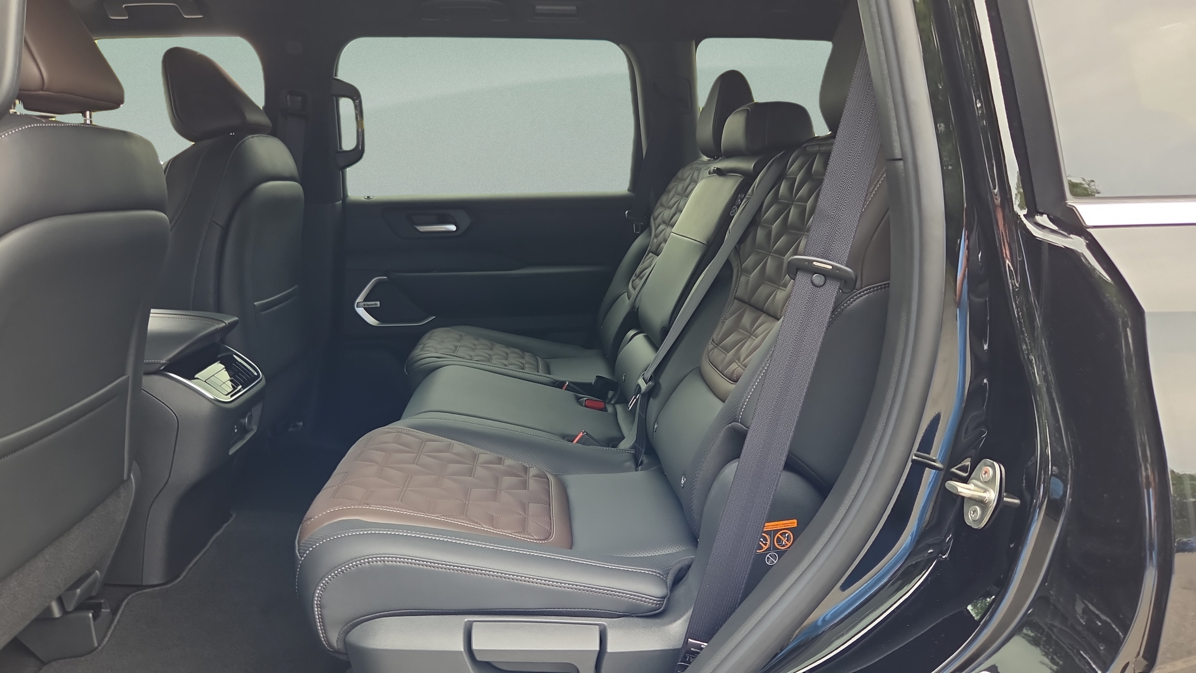 New 2026 Nissan Armada Platinum AWD/4WD image 10