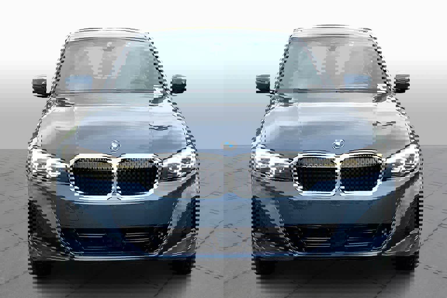 New 2025 BMW 330i Sedan w/ Premium Package image 3