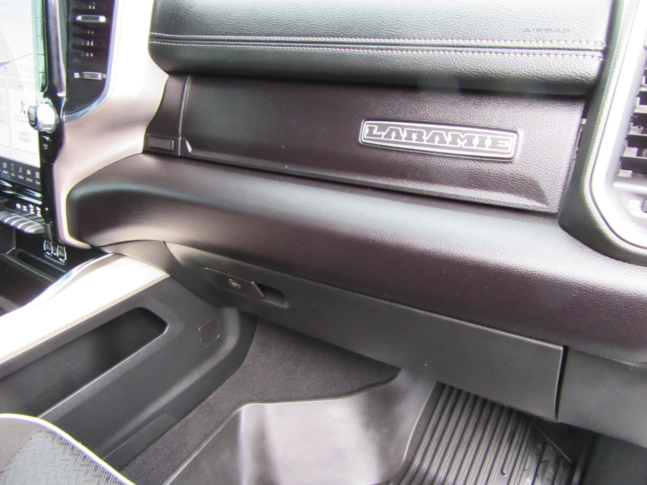 Used 2024 RAM 2500 Laramie image 85