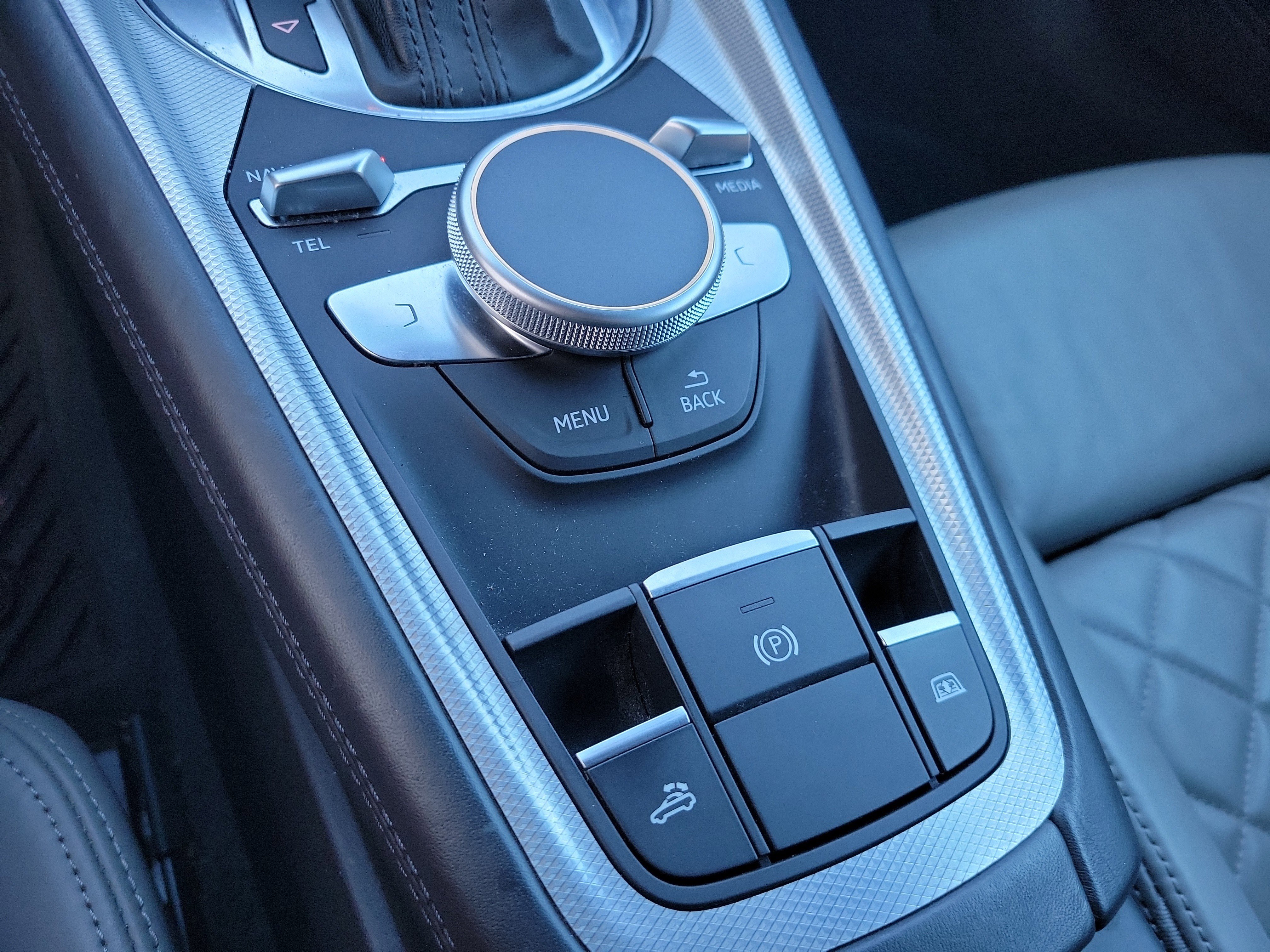 Used 2016 Audi TT 2.0T w/ Technology Package image 18