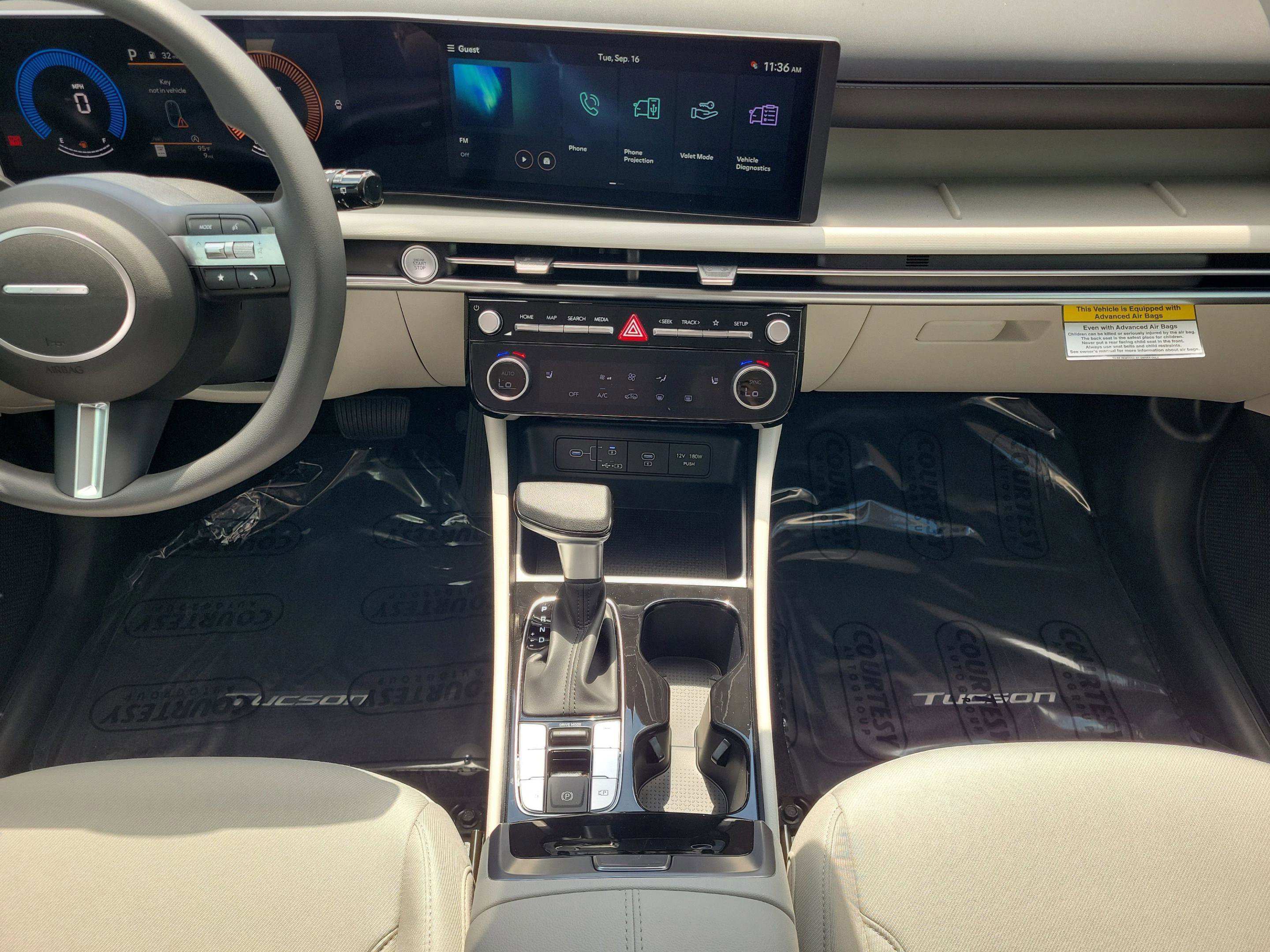 New 2026 Hyundai Tucson SEL image 13