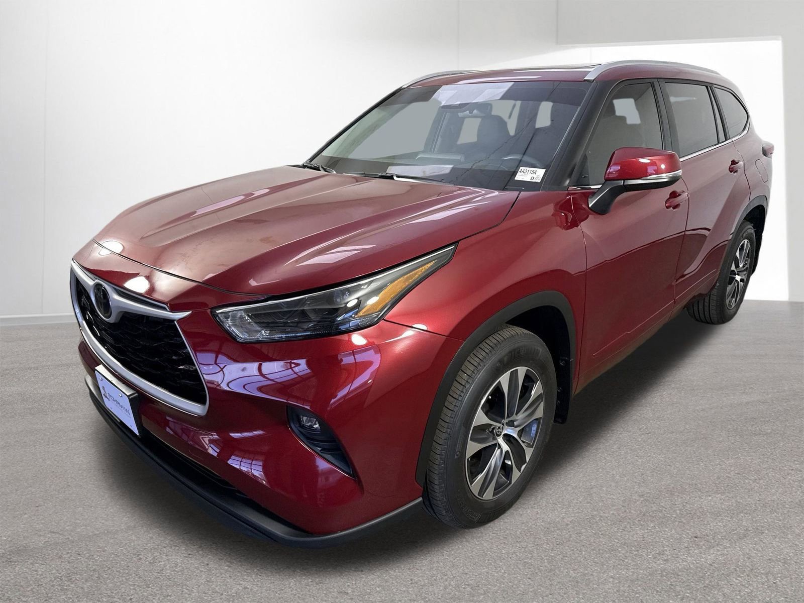 Used 2024 Toyota Highlander XLE AWD/4WD image 26