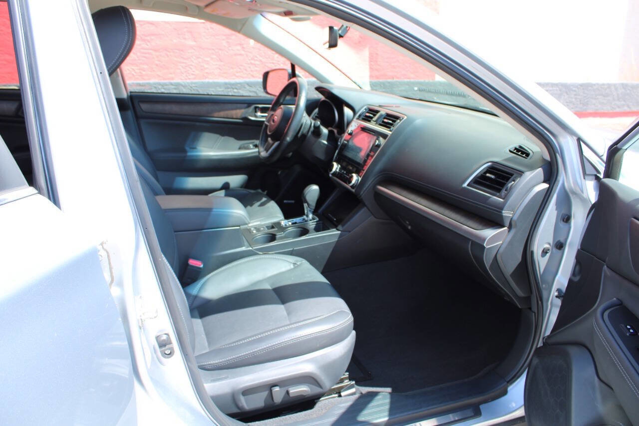 Used 2018 Subaru Outback 3.6R Limited image 14