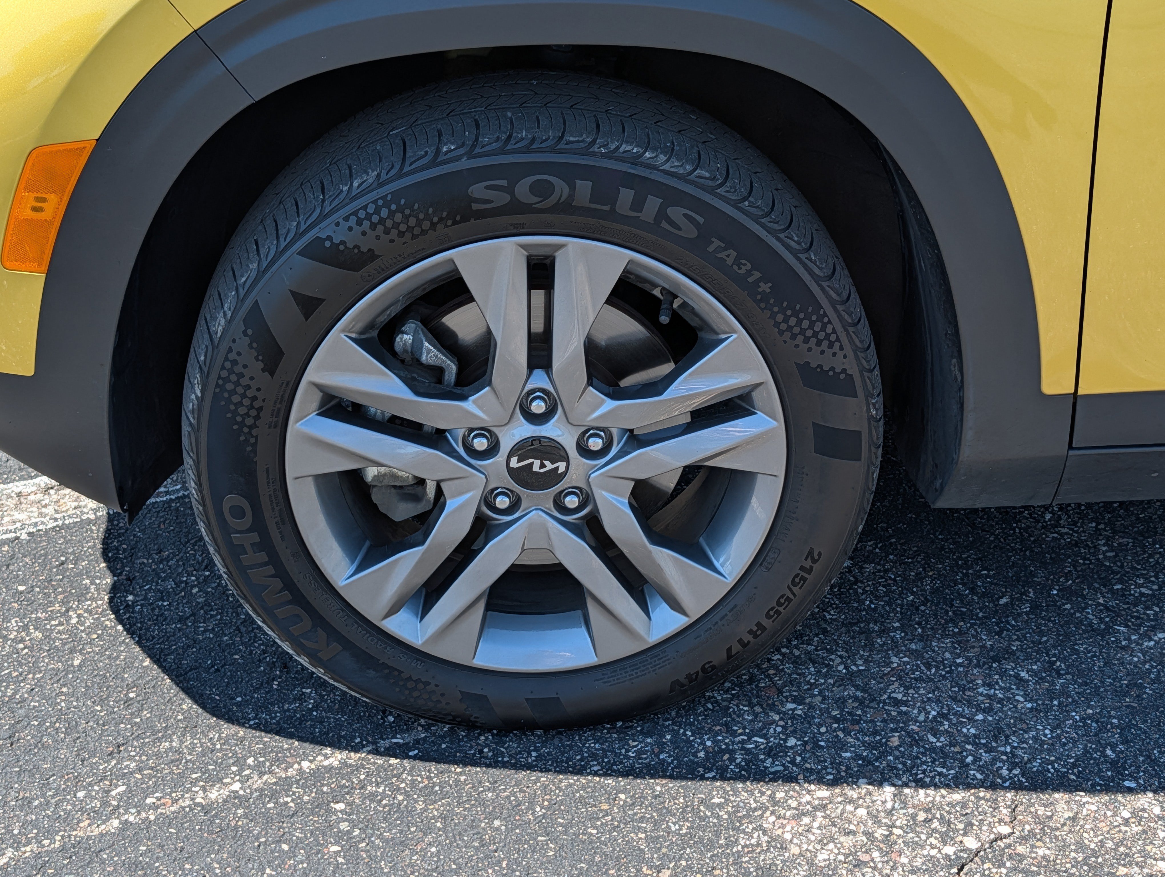 Certified 2023 Kia Seltos S w/ Navigation Package AWD/4WD image 15