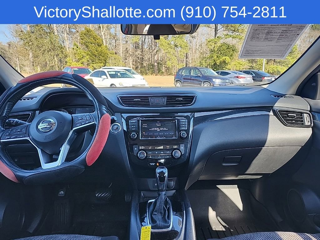 Used 2020 Nissan Rogue Sport SV w/ All-Weather Package image 3