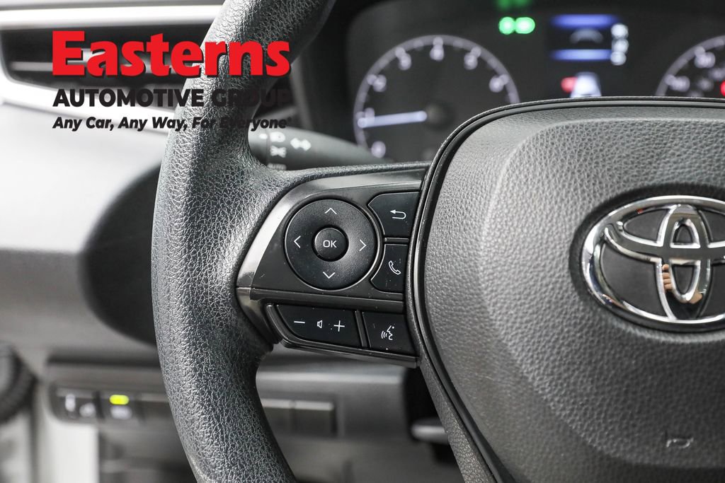 Used 2023 Toyota Corolla LE image 15