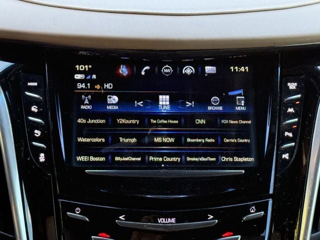 Used 2020 Cadillac Escalade Platinum RWD image 16