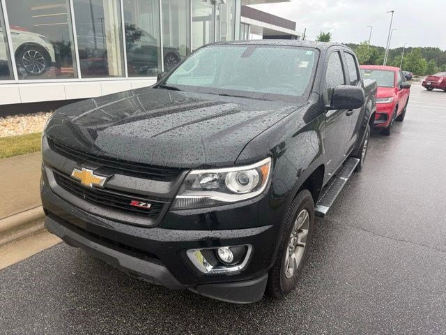Used 2019 Chevrolet Colorado Z71 AWD/4WD image 2