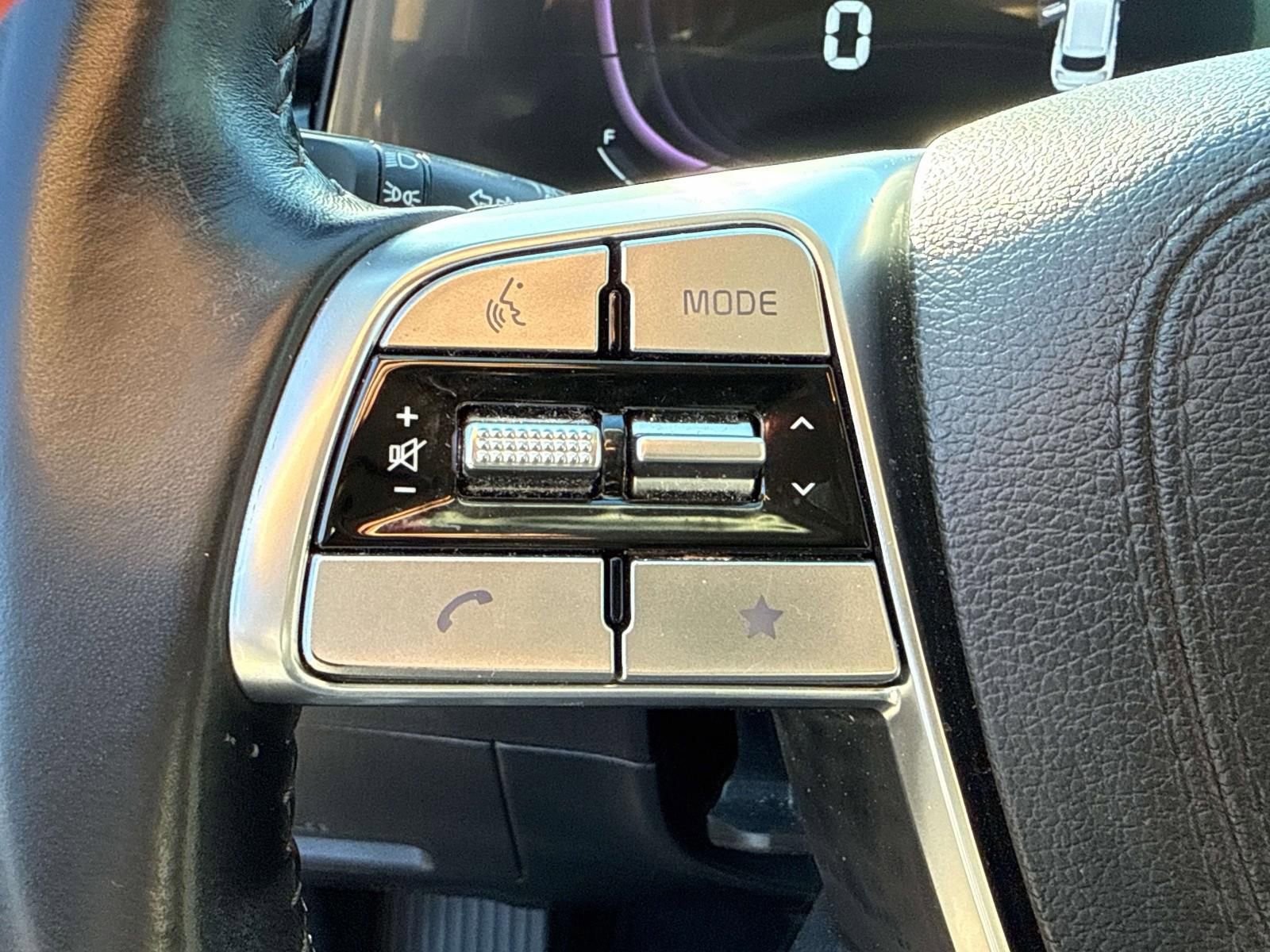 Used 2024 Kia Telluride S image 23