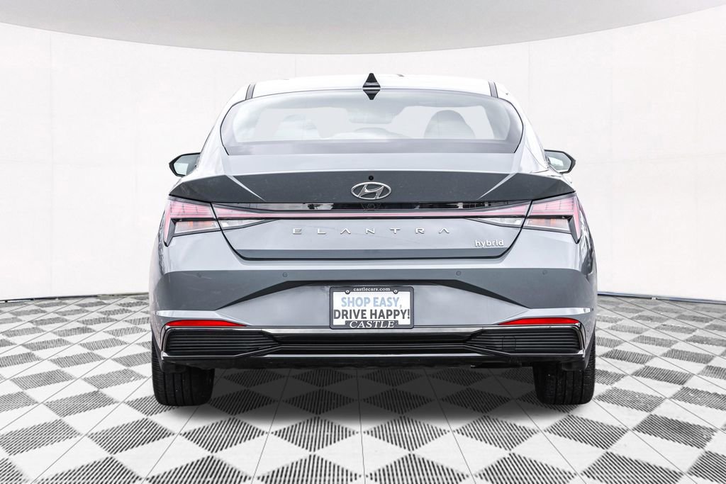 Certified 2021 Hyundai Elantra Limited w/ Cargo Package image 14