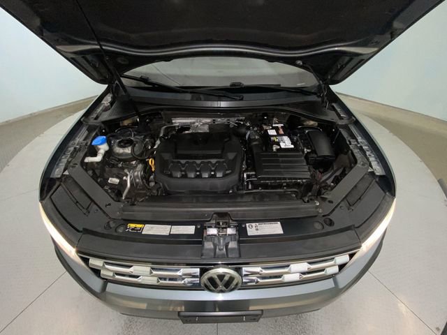 Used 2018 Volkswagen Tiguan SEL AWD/4WD image 27