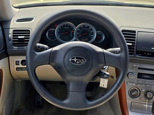 Used 2005 Subaru Outback 2.5i AWD/4WD image 13