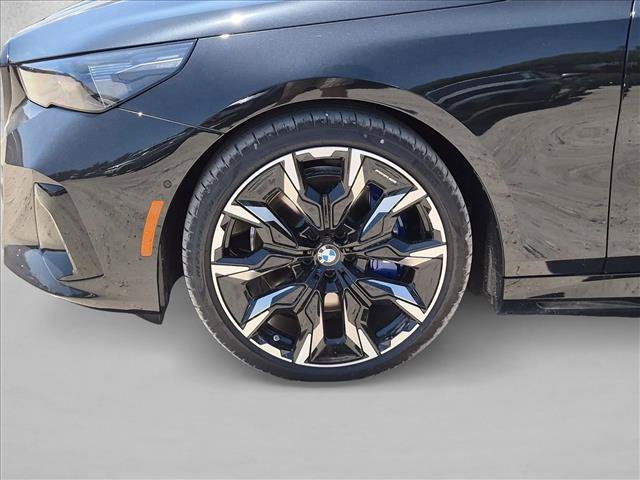 New 2027 BMW i5 eDrive40 w/ M Sport Package RWD image 9