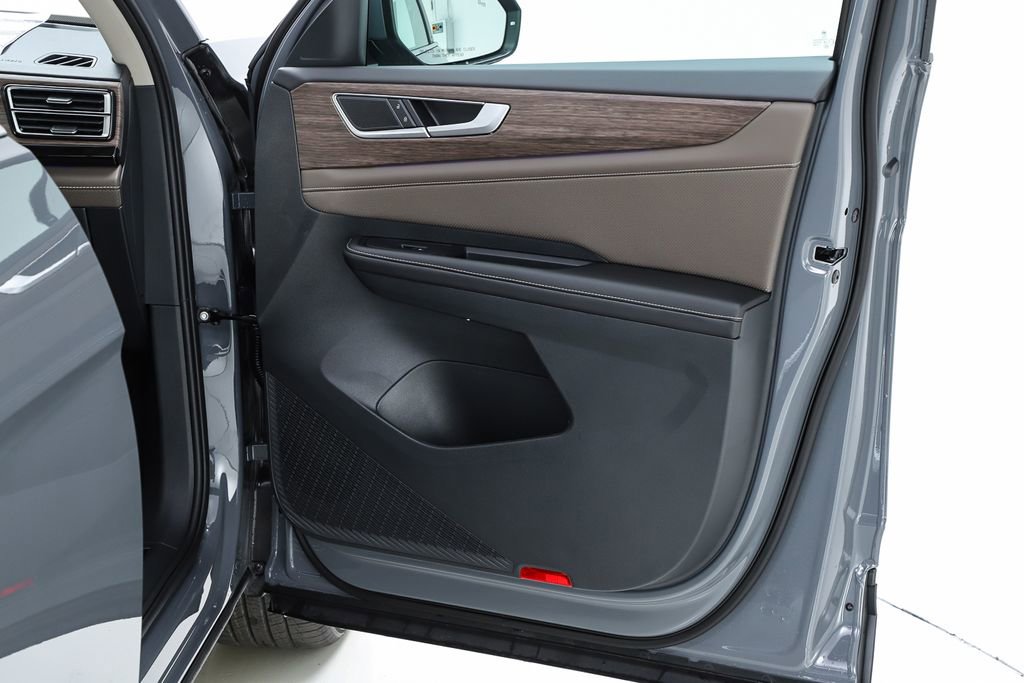 New 2026 Volkswagen Atlas SEL image 32