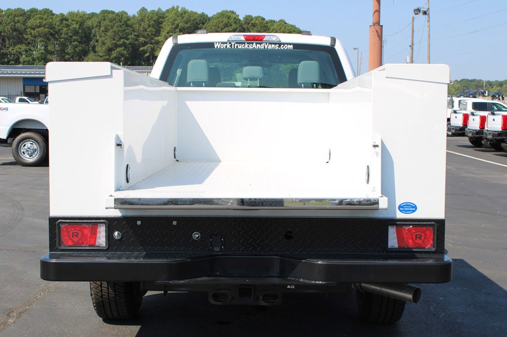 Used 2024 Ford F250 XL w/ XL Chrome Package image 13