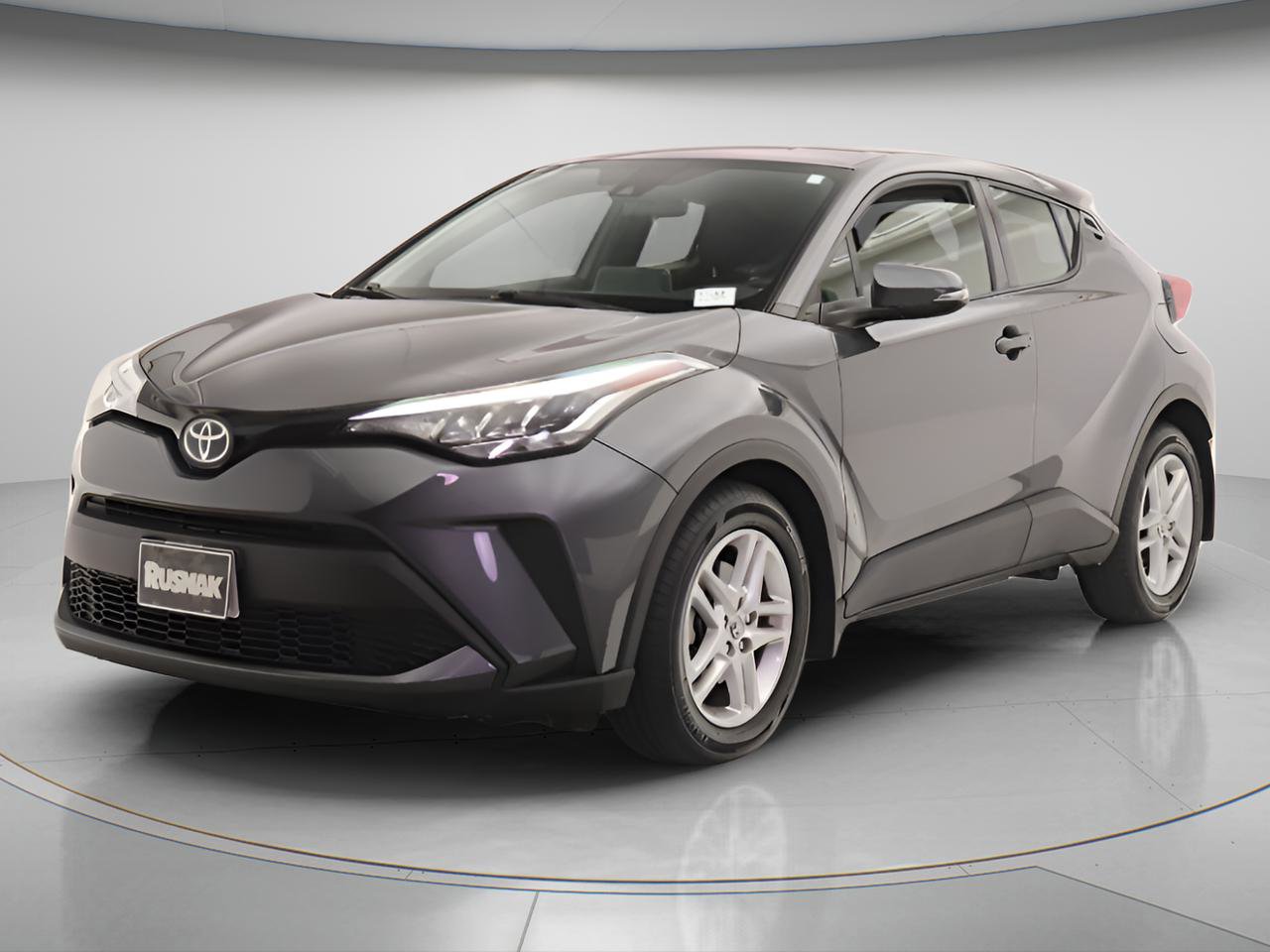 Used 2020 Toyota C-HR LE image 3