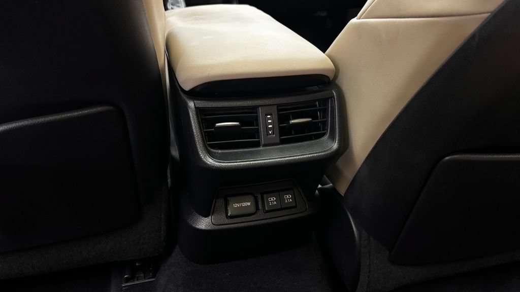 Used 2021 Lexus ES 300h w/ Premium Package FWD image 35