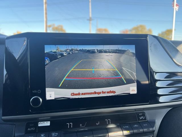 Used 2025 Toyota Camry LE image 39