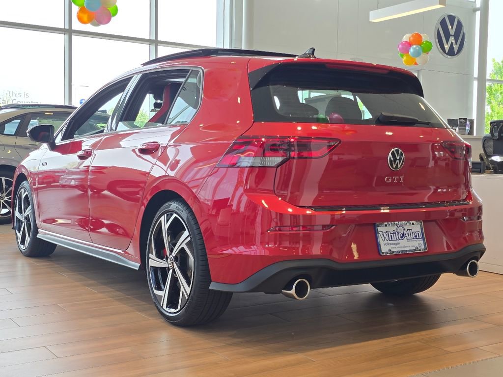 New 2026 Volkswagen GTI SE FWD image 9