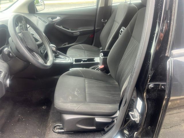 Used 2017 Ford Focus SE FWD image 22