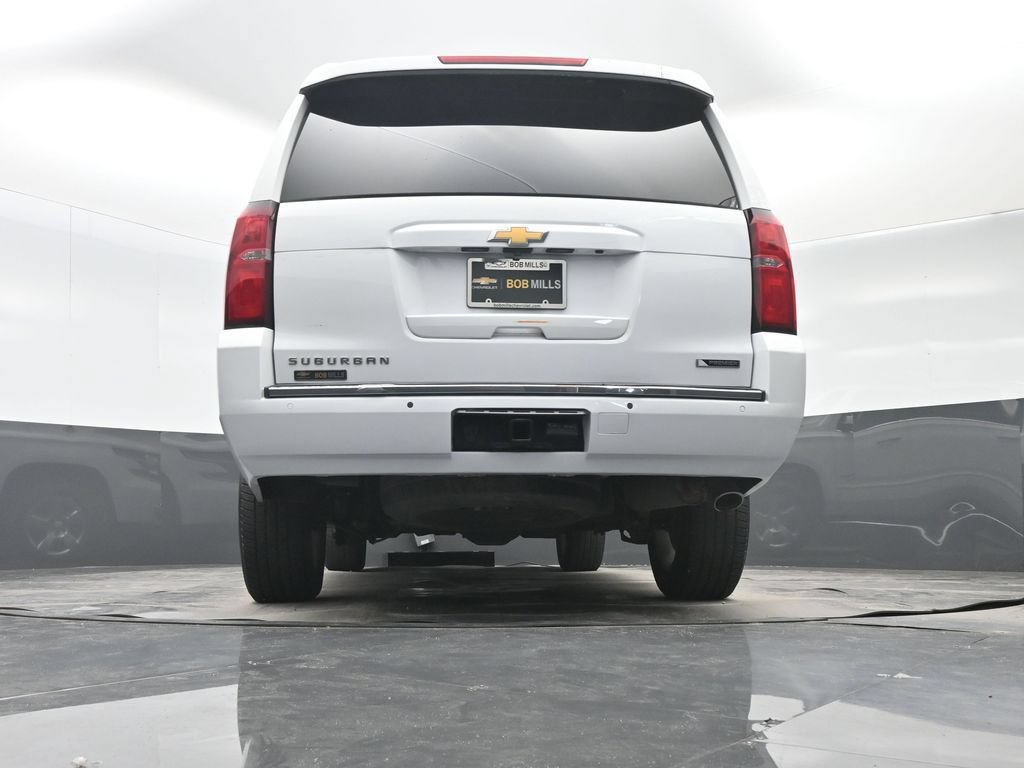 Used 2018 Chevrolet Suburban Premier RWD image 29
