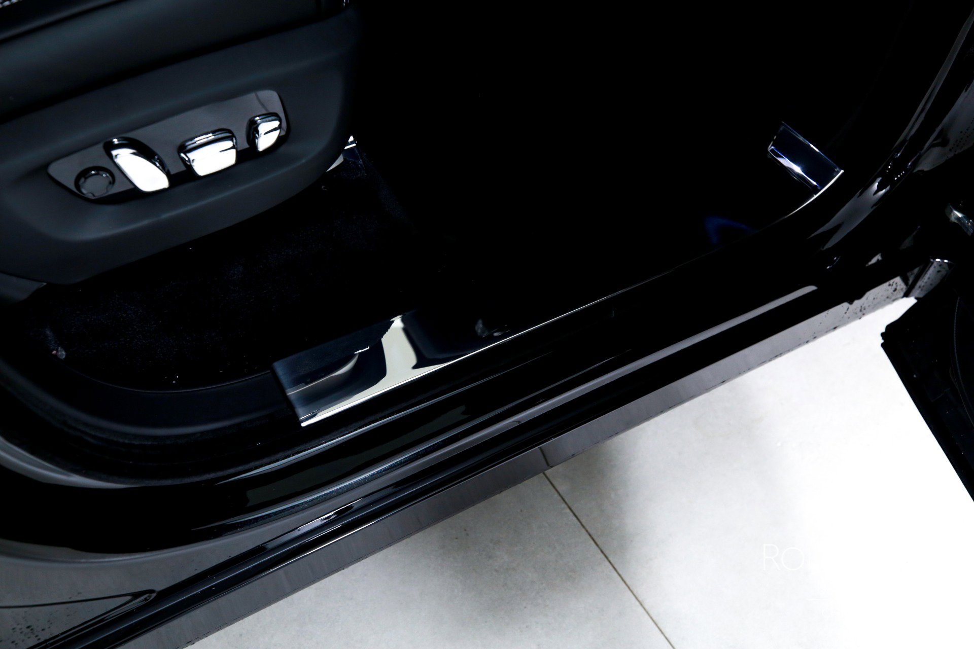 New 2026 Rolls-Royce Cullinan image 40