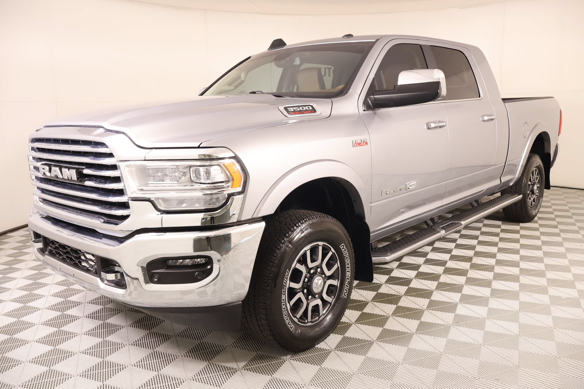 Used 2022 RAM 3500 Limited w/ Protection Group AWD/4WD image 11
