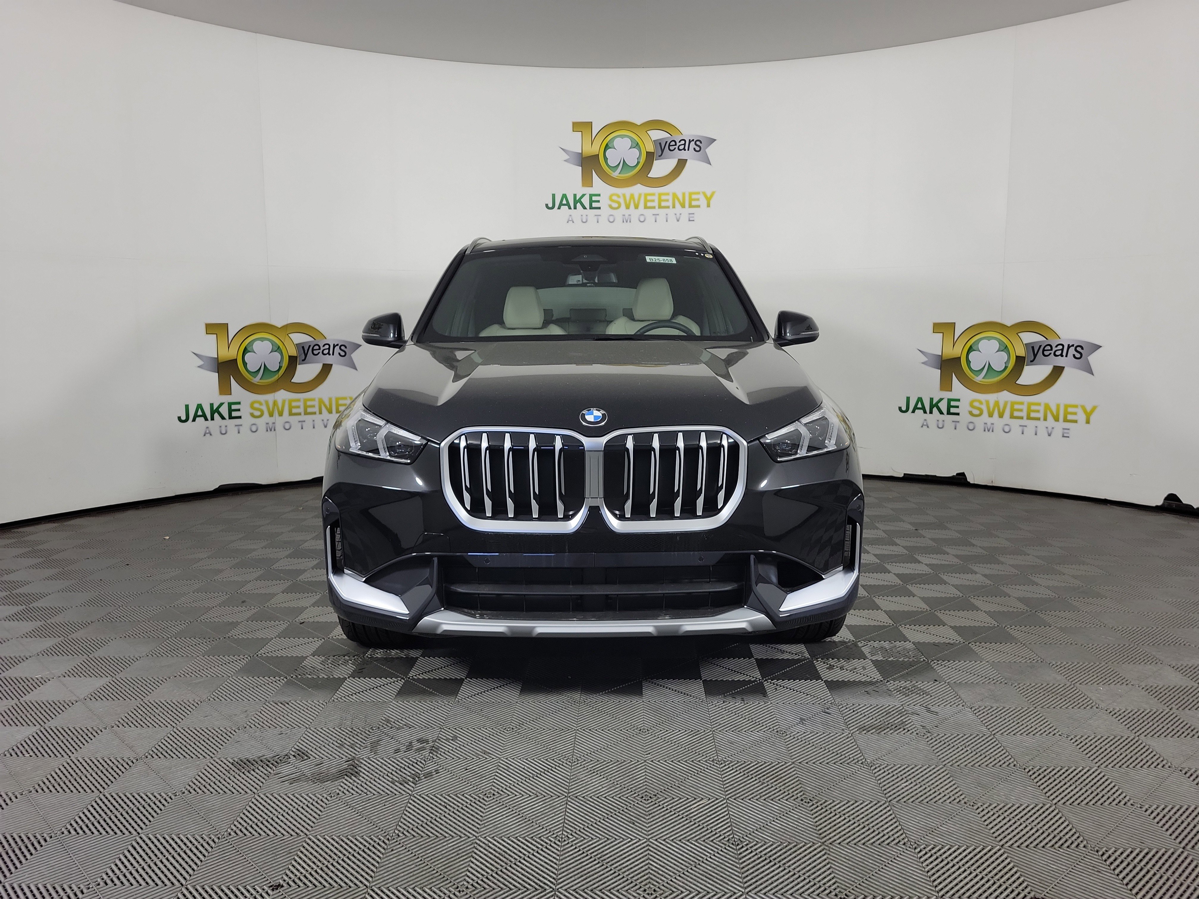 Certified 2025 BMW X1 xDrive28i w/ Convenience Package AWD/4WD image 2