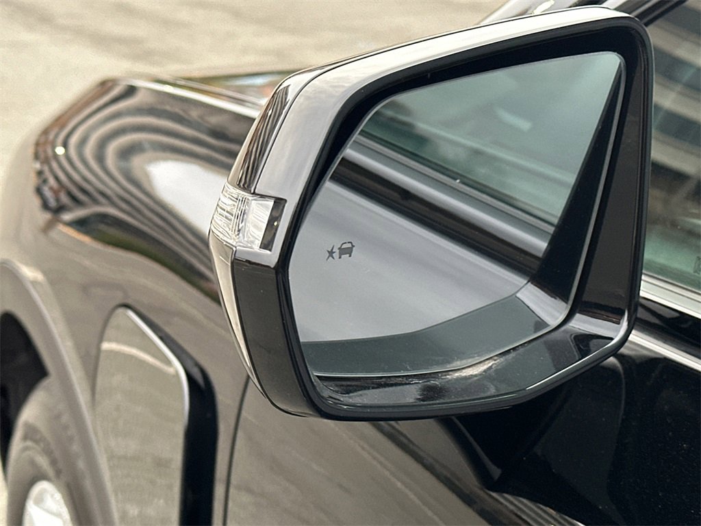 Used 2025 Honda Prologue EX image 19