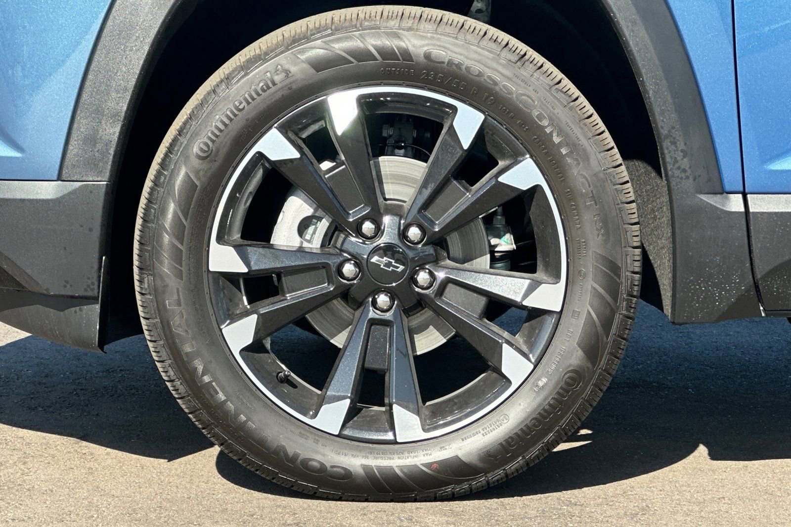 New 2026 Chevrolet Equinox RS w/ Convenience Package III FWD image 26