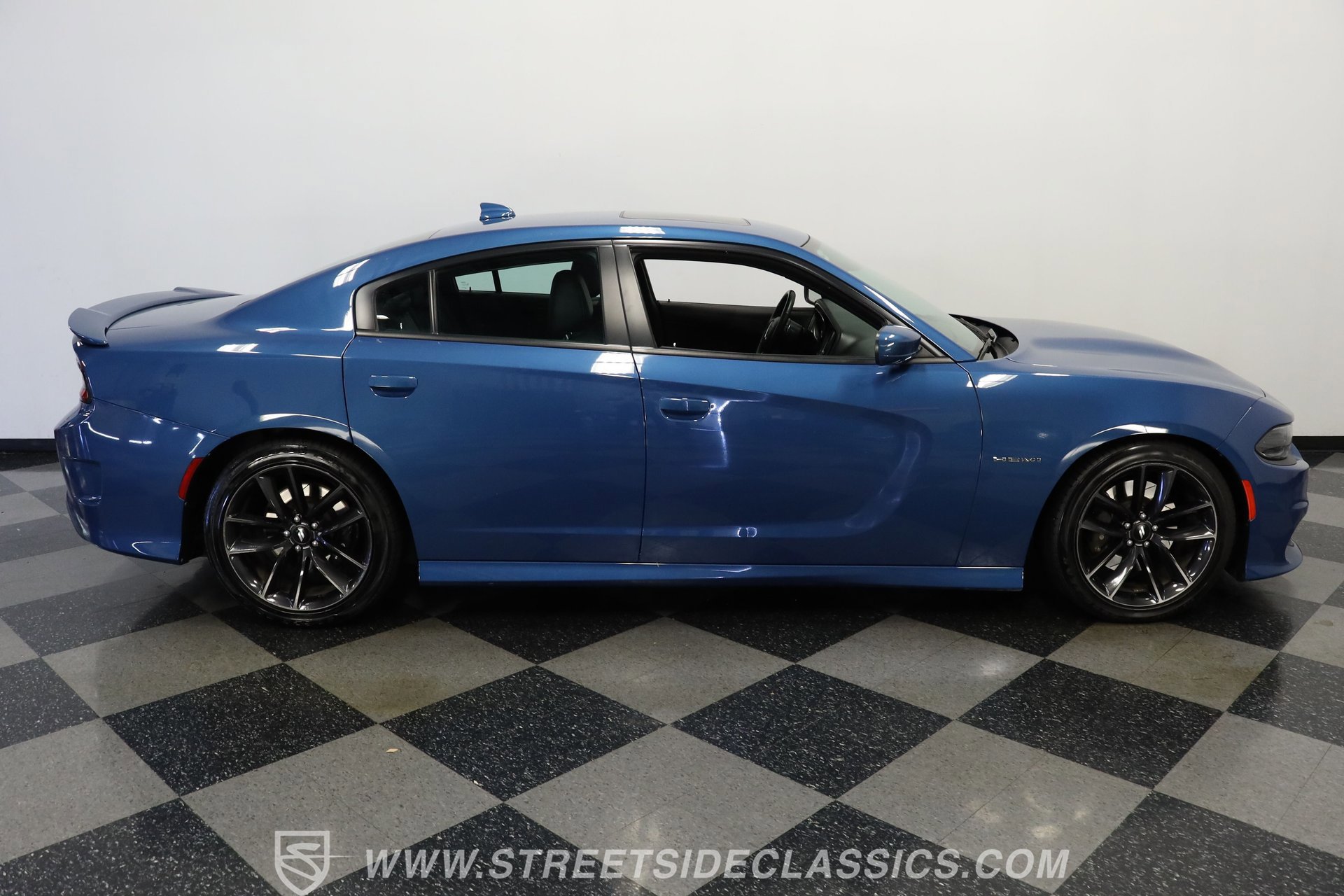 Used 2020 Dodge Charger R/T w/ Plus Group image 12